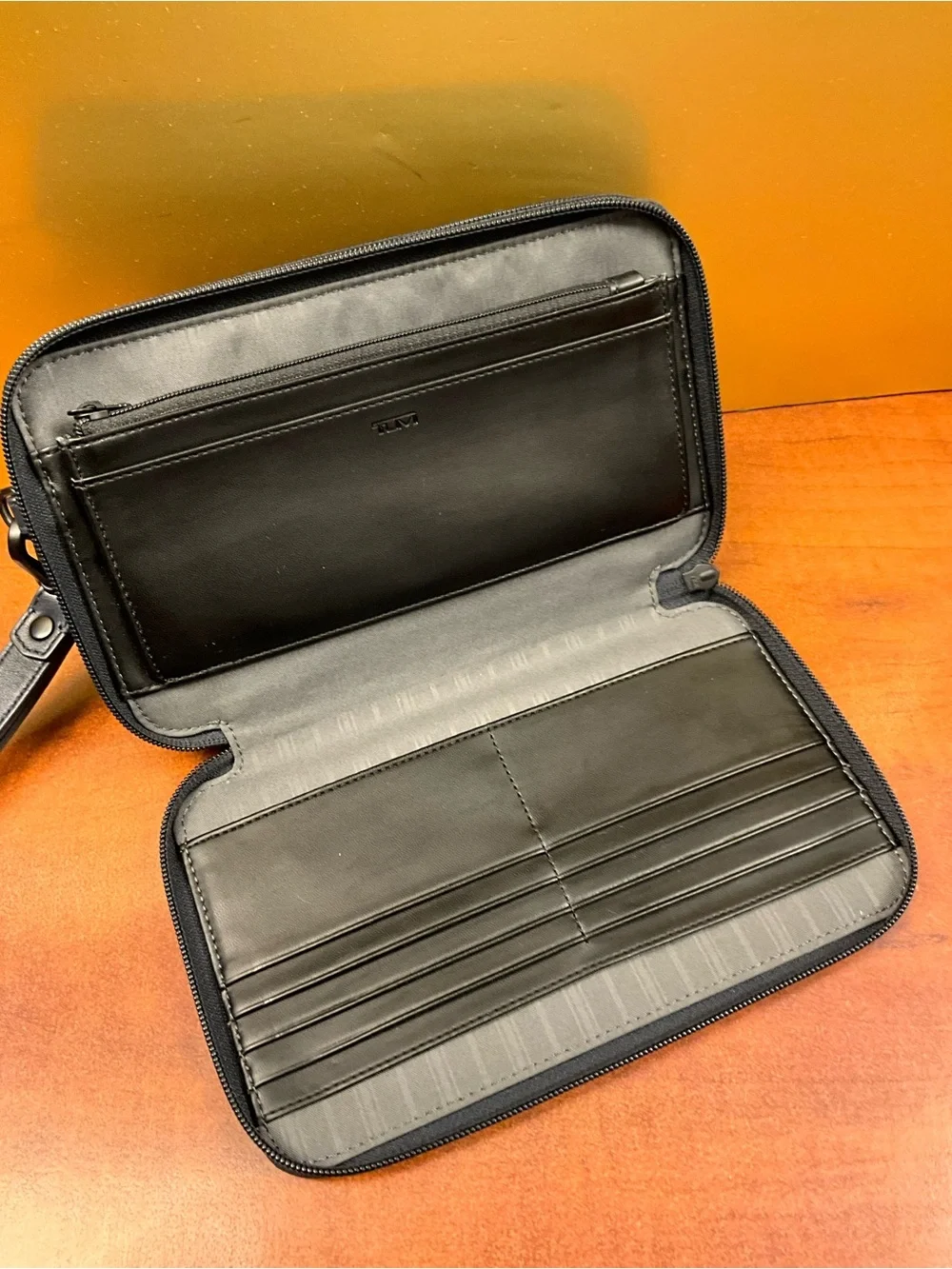 Tumi Navy Leather Toiletry Wrist Pouch
